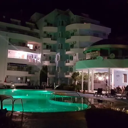 Laguna Apartman *